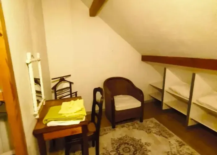 A Avec Jardin Apartment